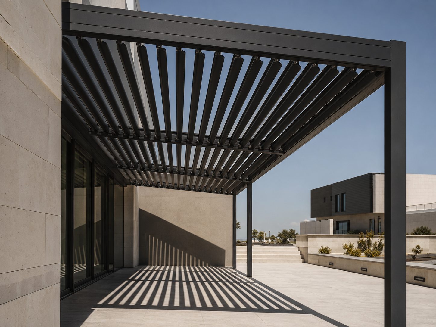 Louvred pergola · Saar