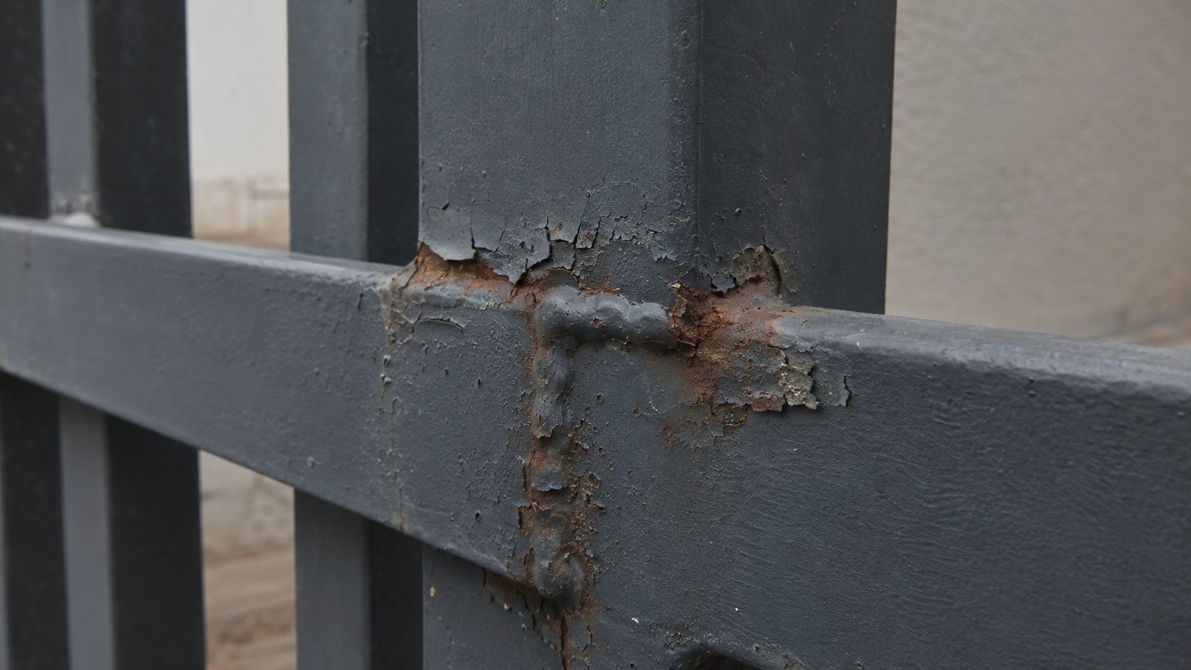 Hero — corrosion detail before treatment